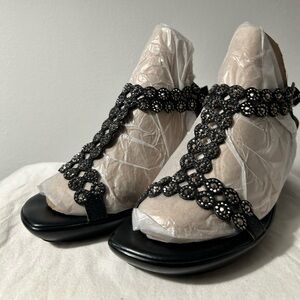 Italian Shoemakers Black Sandals with Silver Embellishments
